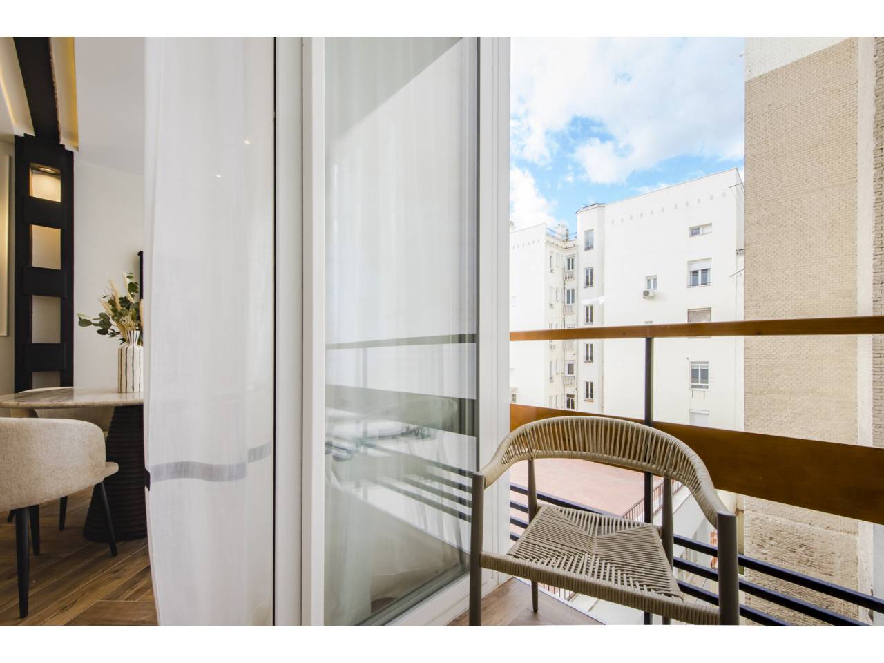 pisos en madrid-capital · recoletos 1250000.00€