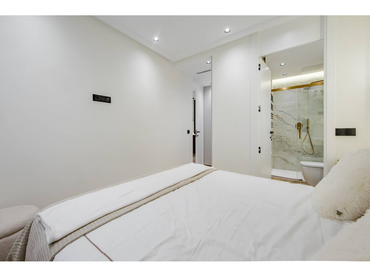 pisos en madrid-capital · recoletos 1250000.00€