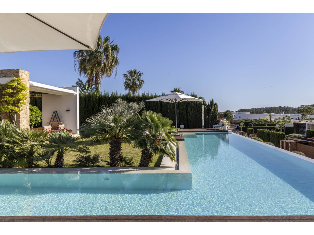 casa-unifamiliar en sant-josep-de-sa-talaia · cala-bou 4990000.00€