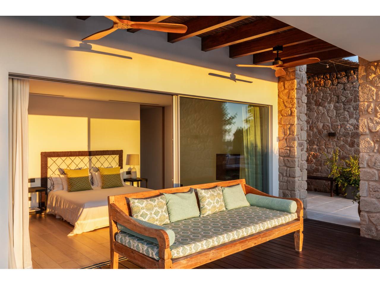 casa-unifamiliar en sant-josep-de-sa-talaia · cala-bou 4990000.00€