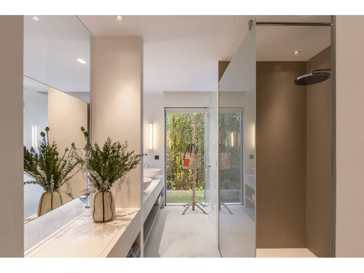 casa-unifamiliar en sant-josep-de-sa-talaia · cala-bou 4990000.00€