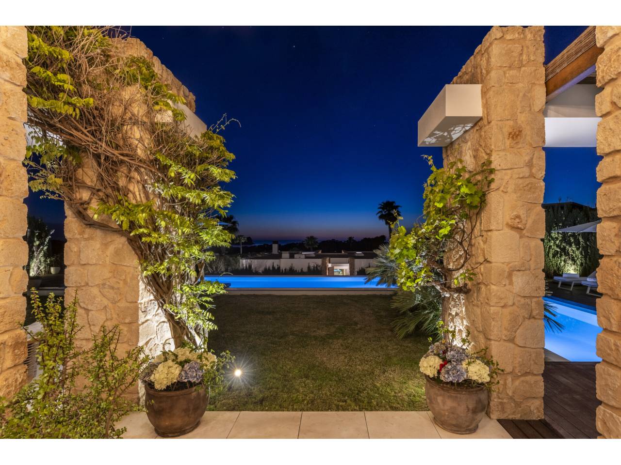 casa-unifamiliar en sant-josep-de-sa-talaia · cala-bou 4990000.00€