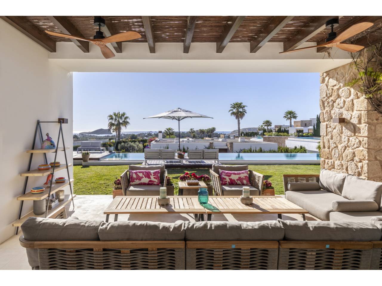 casa-unifamiliar en sant-josep-de-sa-talaia · cala-bou 4990000.00€