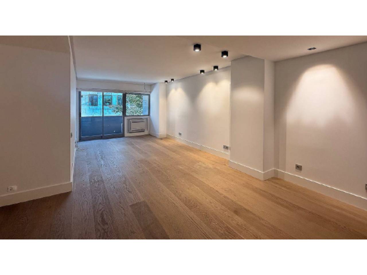 pisos en madrid-capital · recoletos 2100000.00€