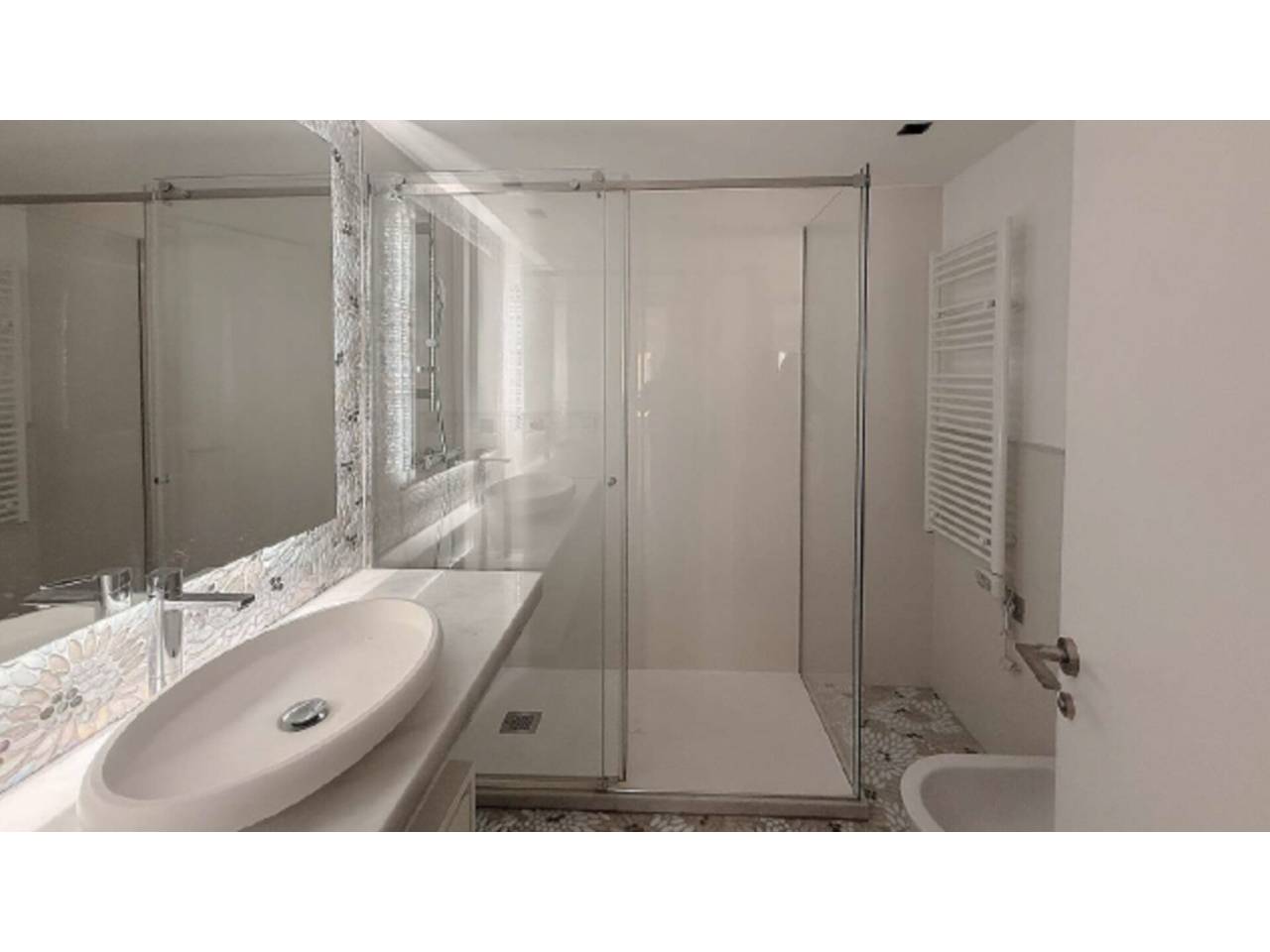 pisos en madrid-capital · recoletos 2100000.00€