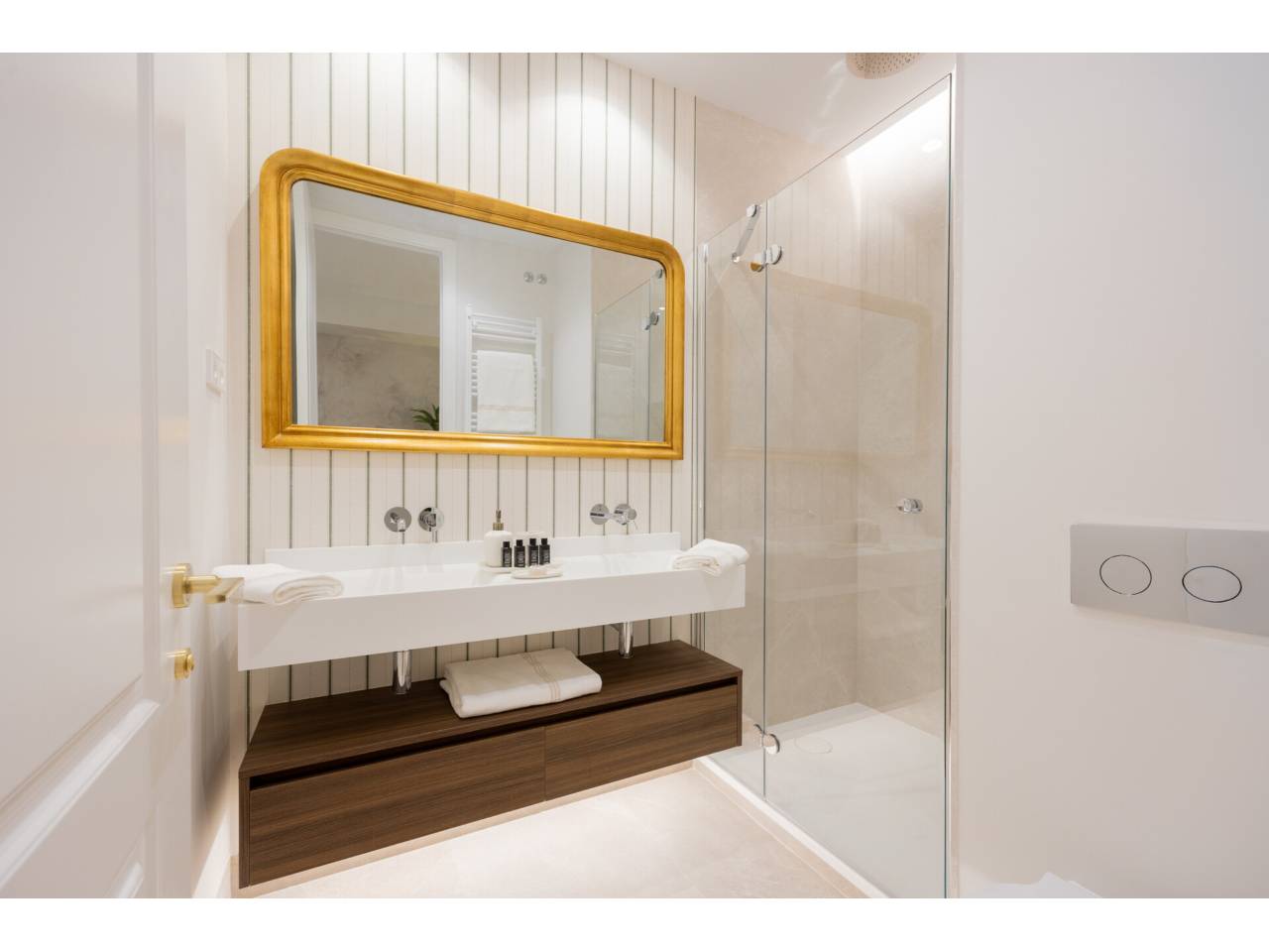 pisos en madrid-capital · castellana 7850000.00€