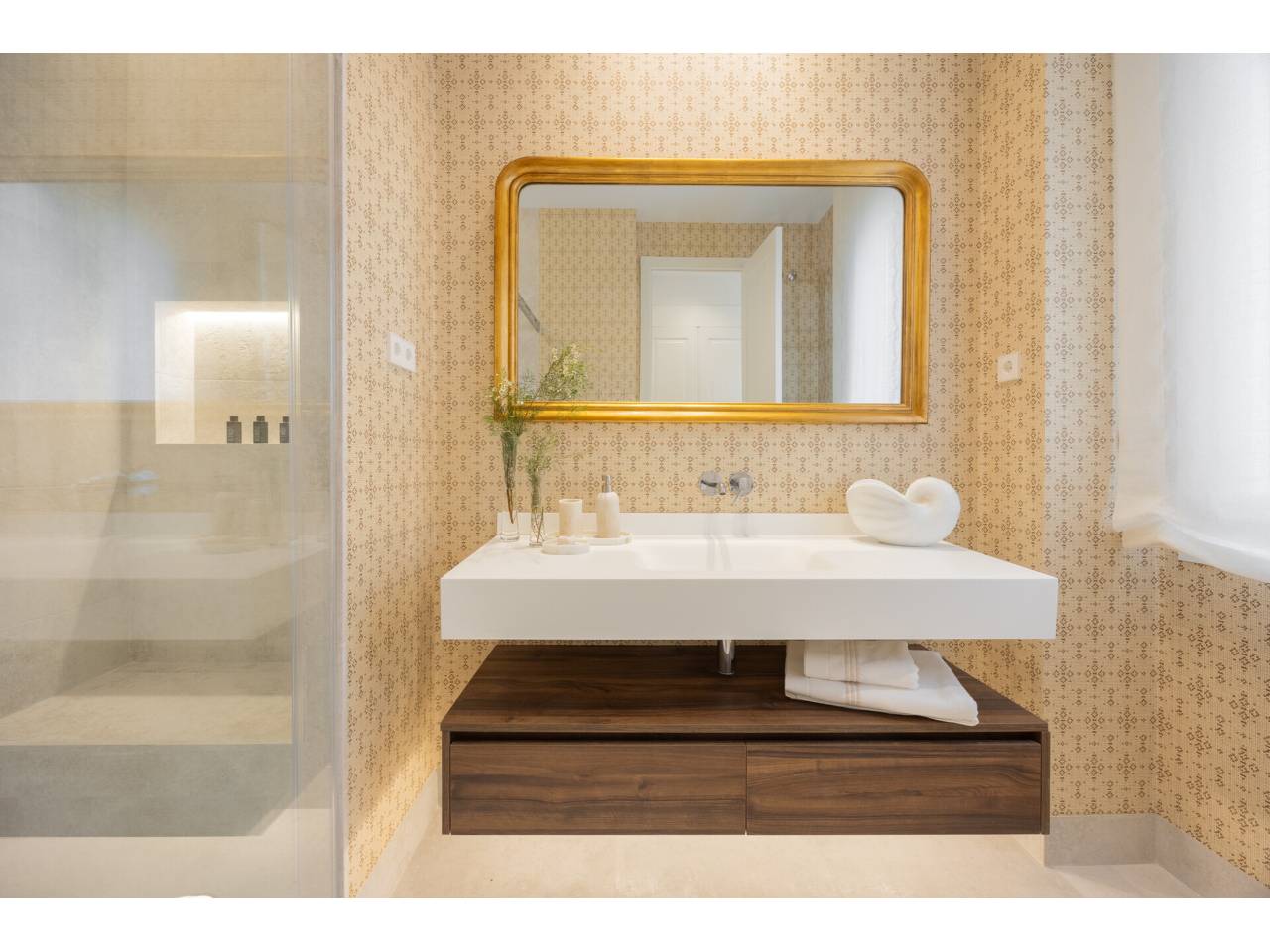pisos en madrid-capital · castellana 7850000.00€