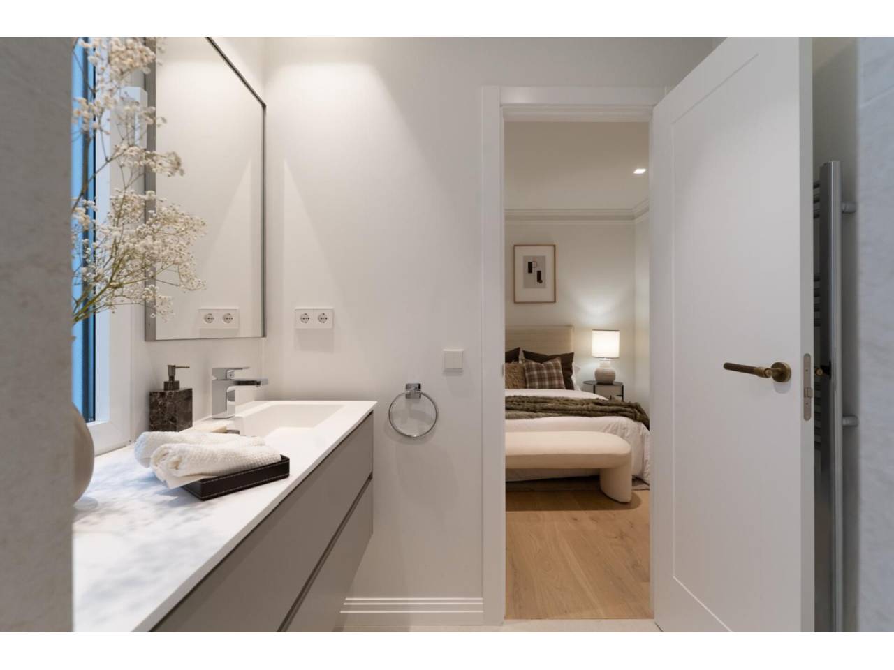 pisos en madrid-capital · almagro 1390000.00€