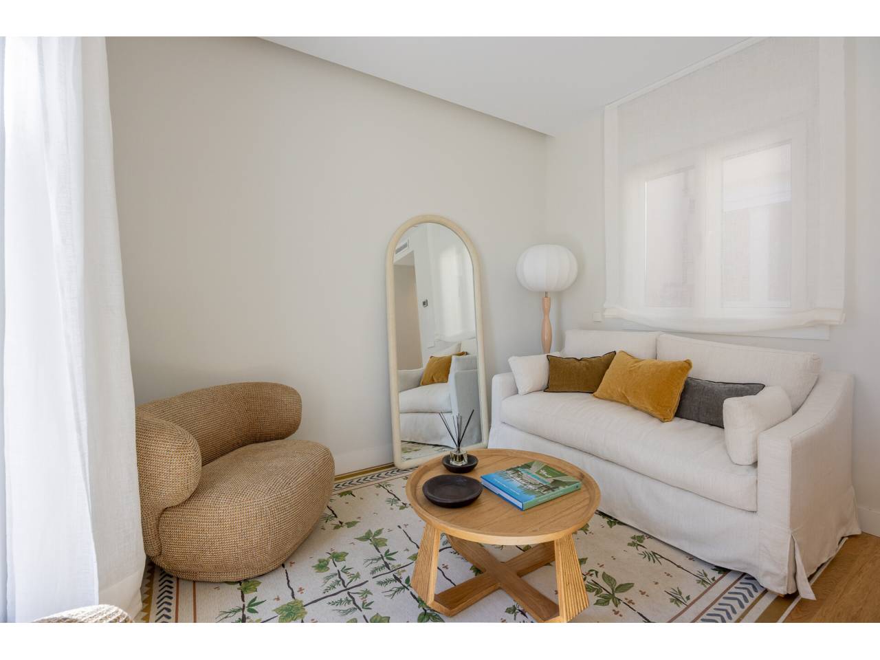 atico en madrid-capital · almagro 1300000.00€