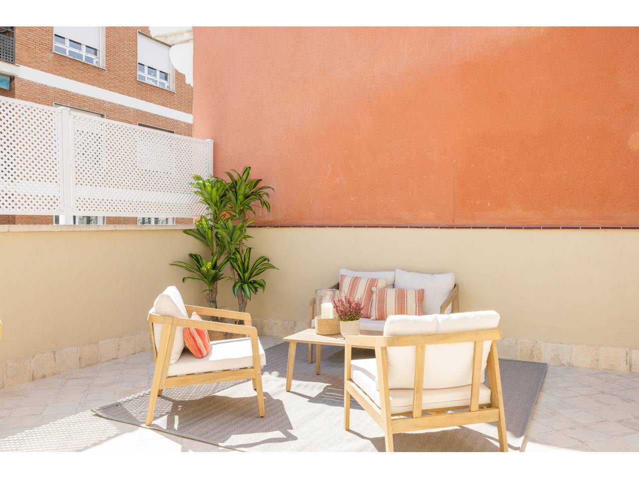 atico en madrid-capital · almagro 1300000.00€
