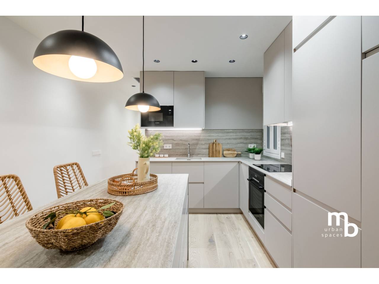 pisos en madrid-capital · universidad-malasana 1350000.00€