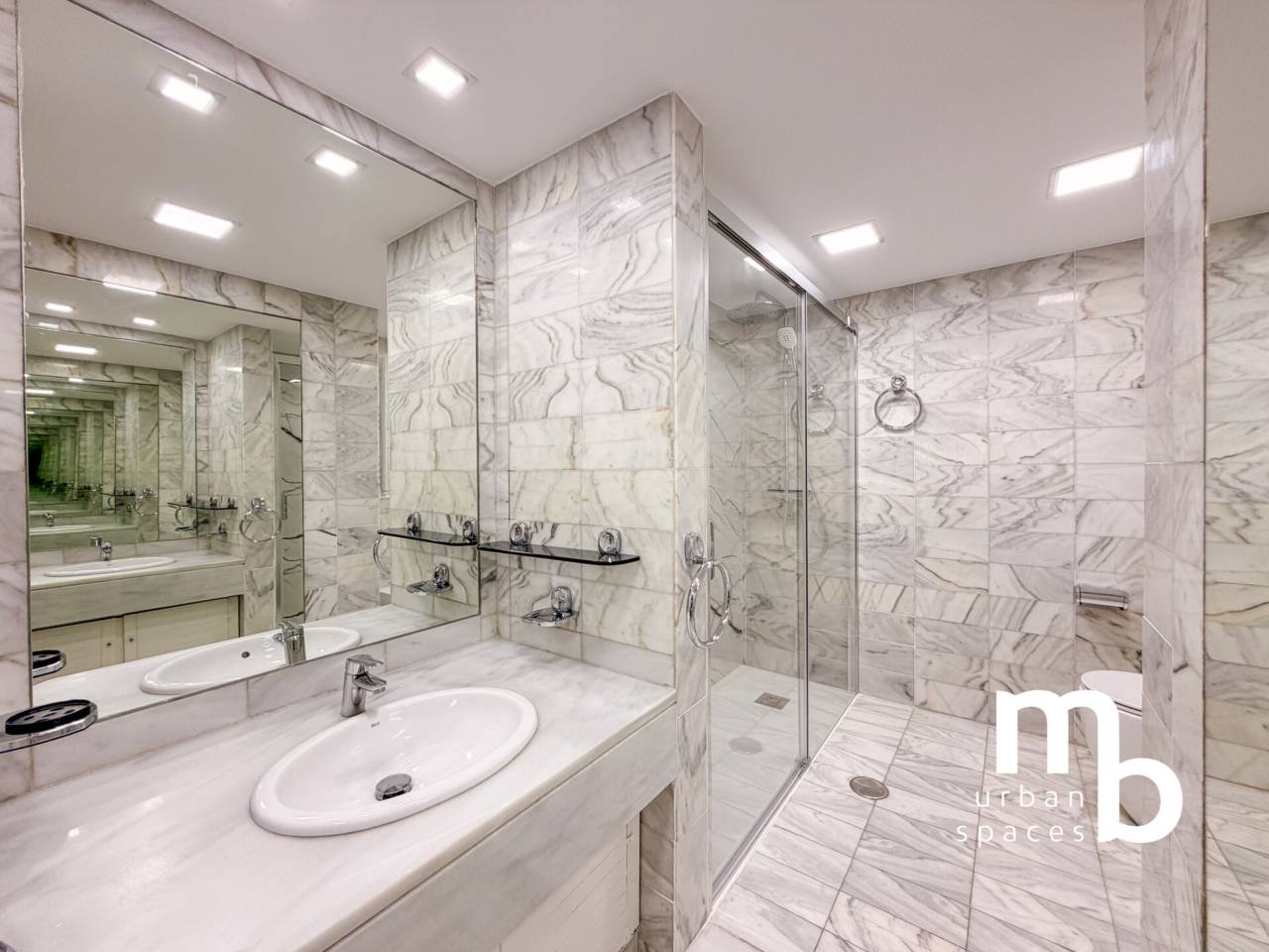 pisos en madrid-capital · la-paz €