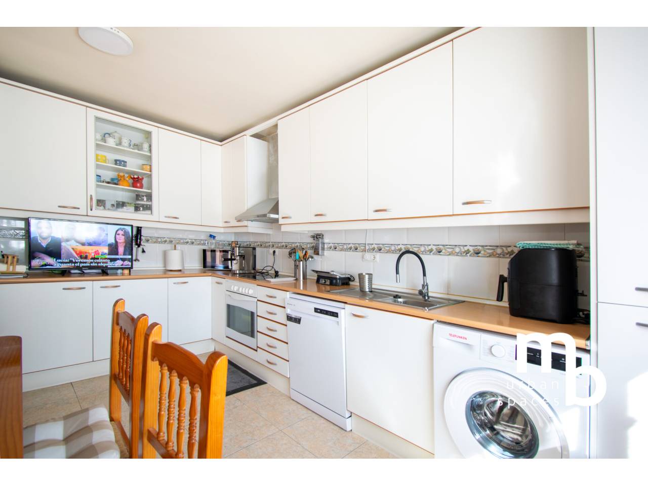 chalet-adosado en navalcarnero · navalcarnero 598000.00€
