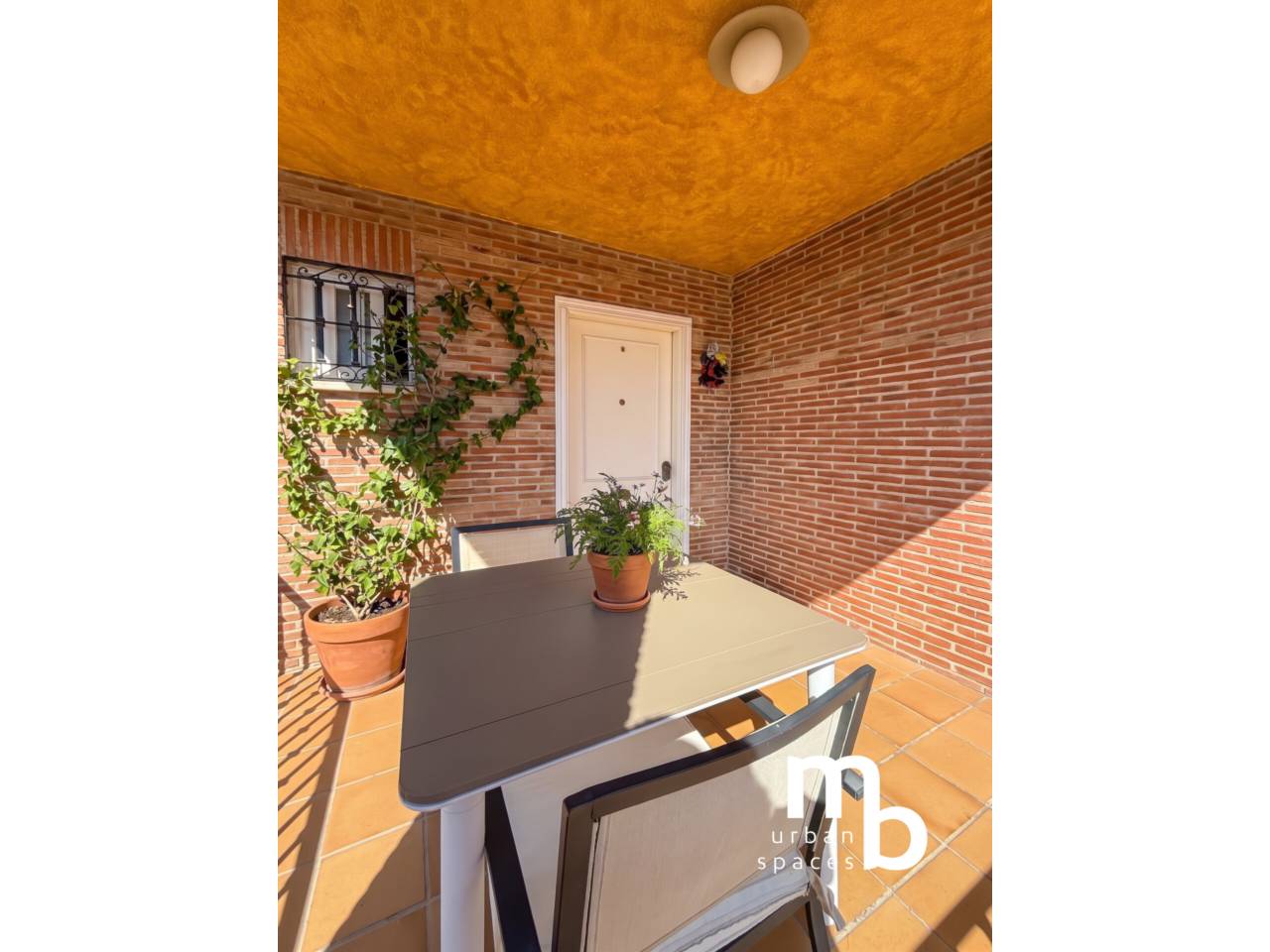 chalet-adosado en navalcarnero · navalcarnero 598000.00€