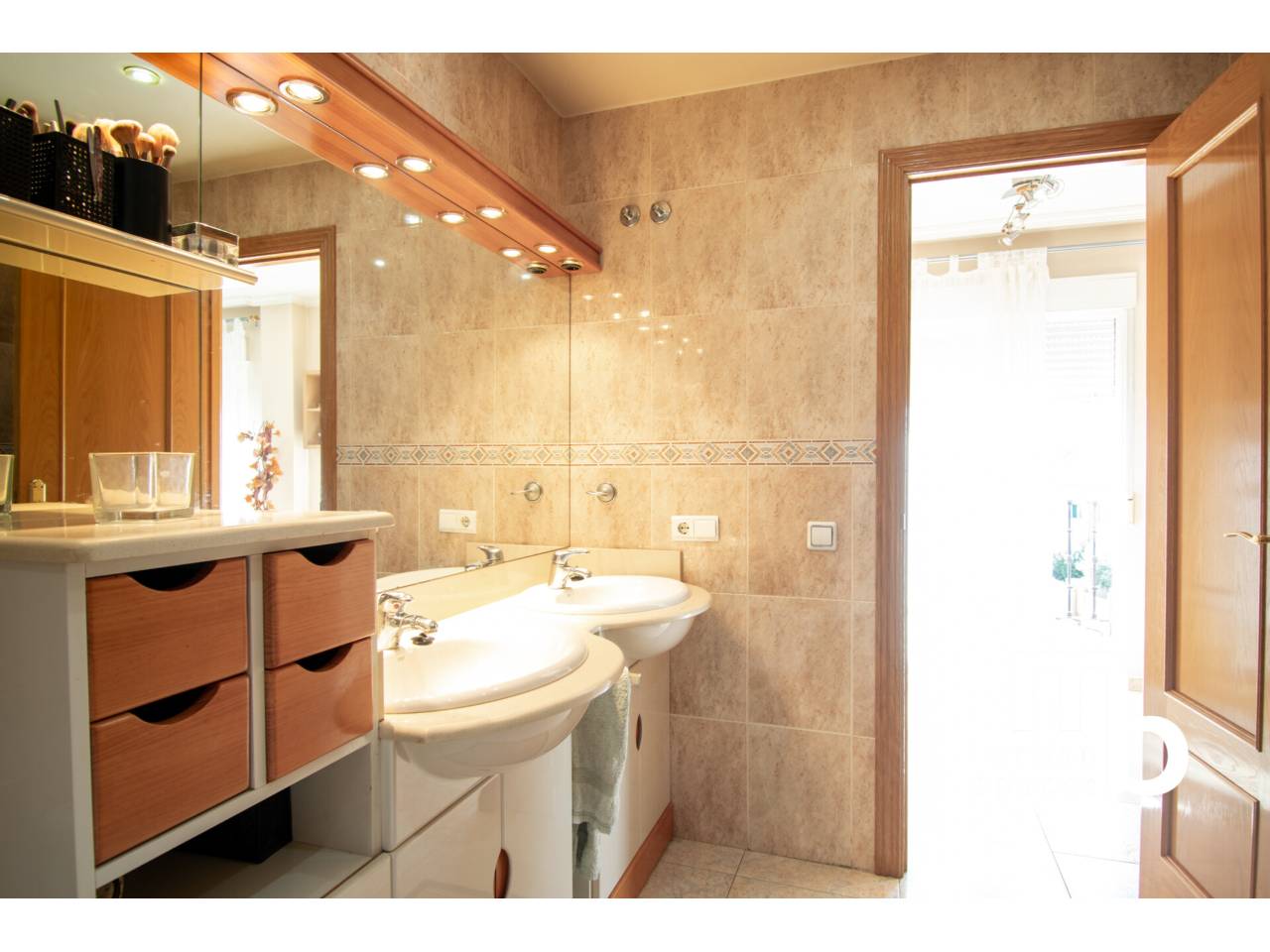 chalet-adosado en navalcarnero · navalcarnero 598000.00€