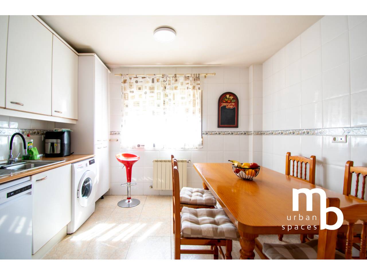 chalet-adosado en navalcarnero · navalcarnero 598000.00€