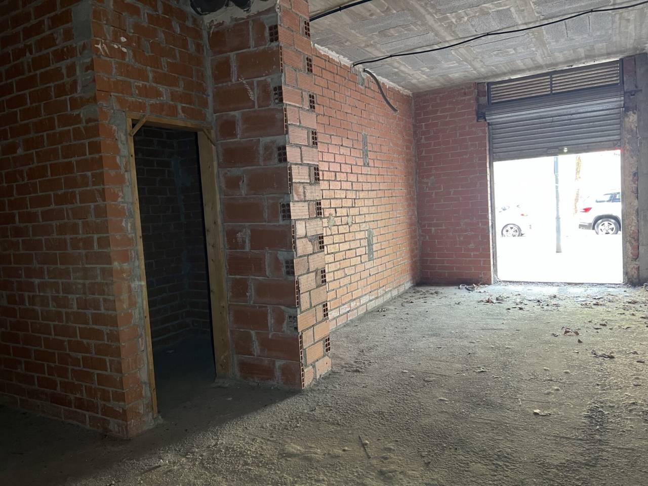 locales-comerciales en sabadell · eixample-sant-oleguer 36000.00€