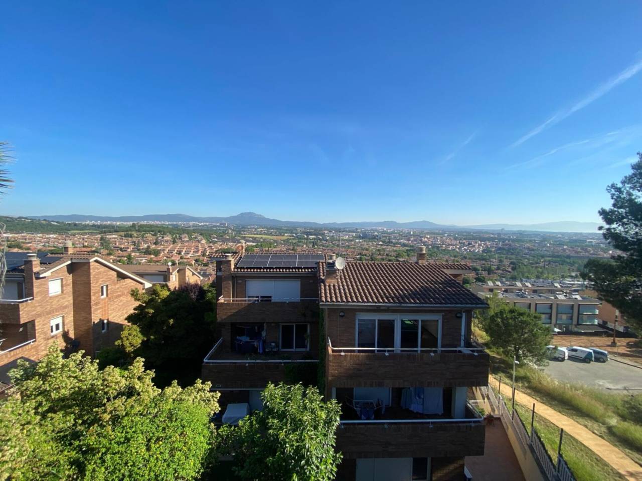 casas-adosadas en sant-quirze-del-valles · sant-quirze-del-valles 825000.00€