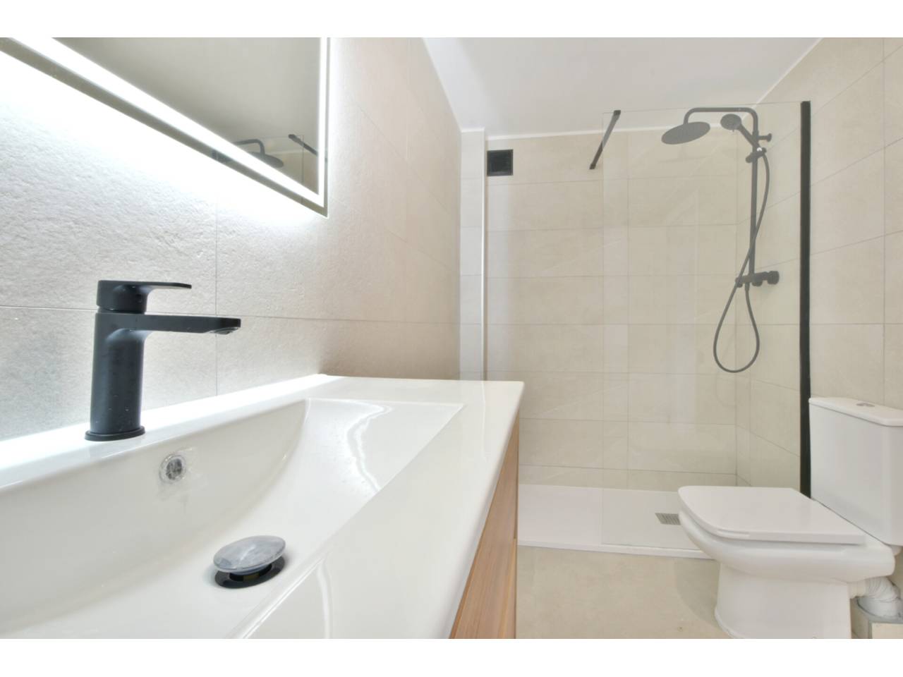 casas-adosadas en sant-quirze-del-valles · sant-quirze-del-valles 775000.00€