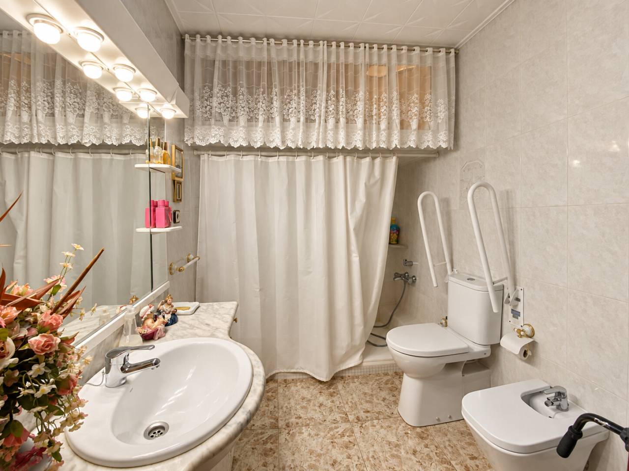 pisos en terrassa · les-arenes-can-montllor-la-gripia 192000.00€