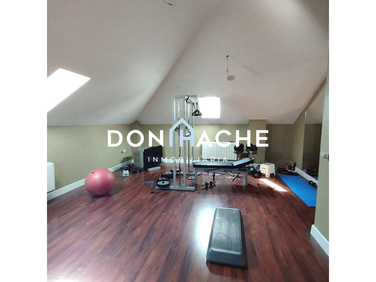 chalet en merida · reina-sofia-salesianos-bodegones 650000.00€