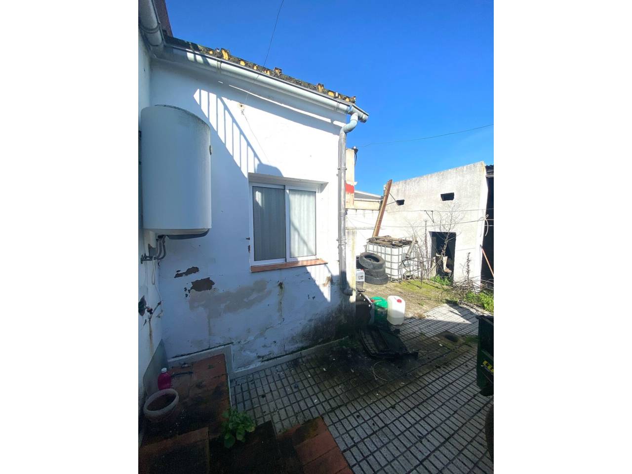 casa en mirandilla · mirandilla 65000.00€