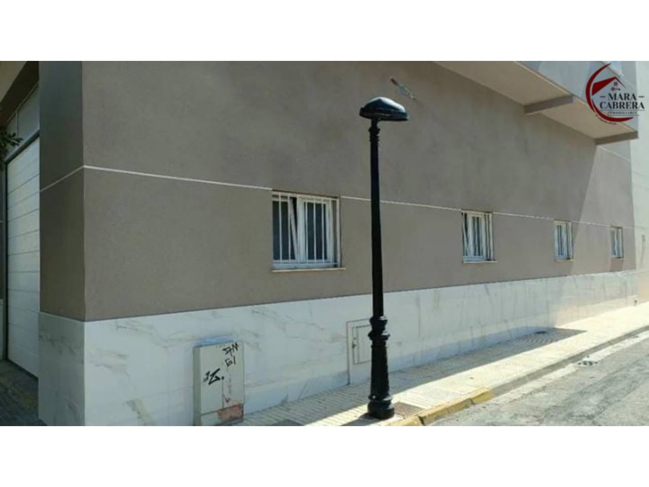 locales-comerciales en benirredra · benirredra €