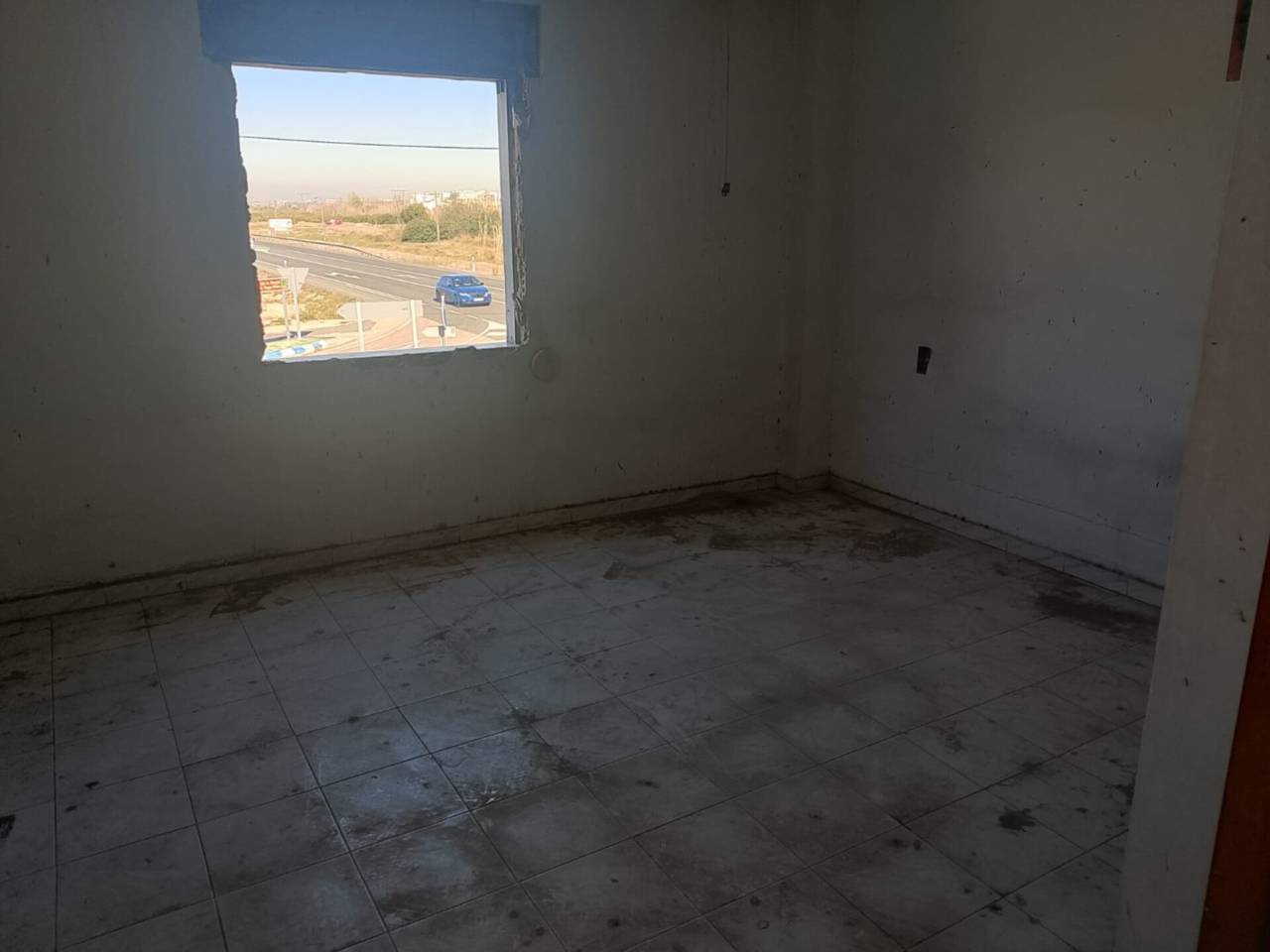locales-comerciales en oliva · oliva-nova 105000.00€