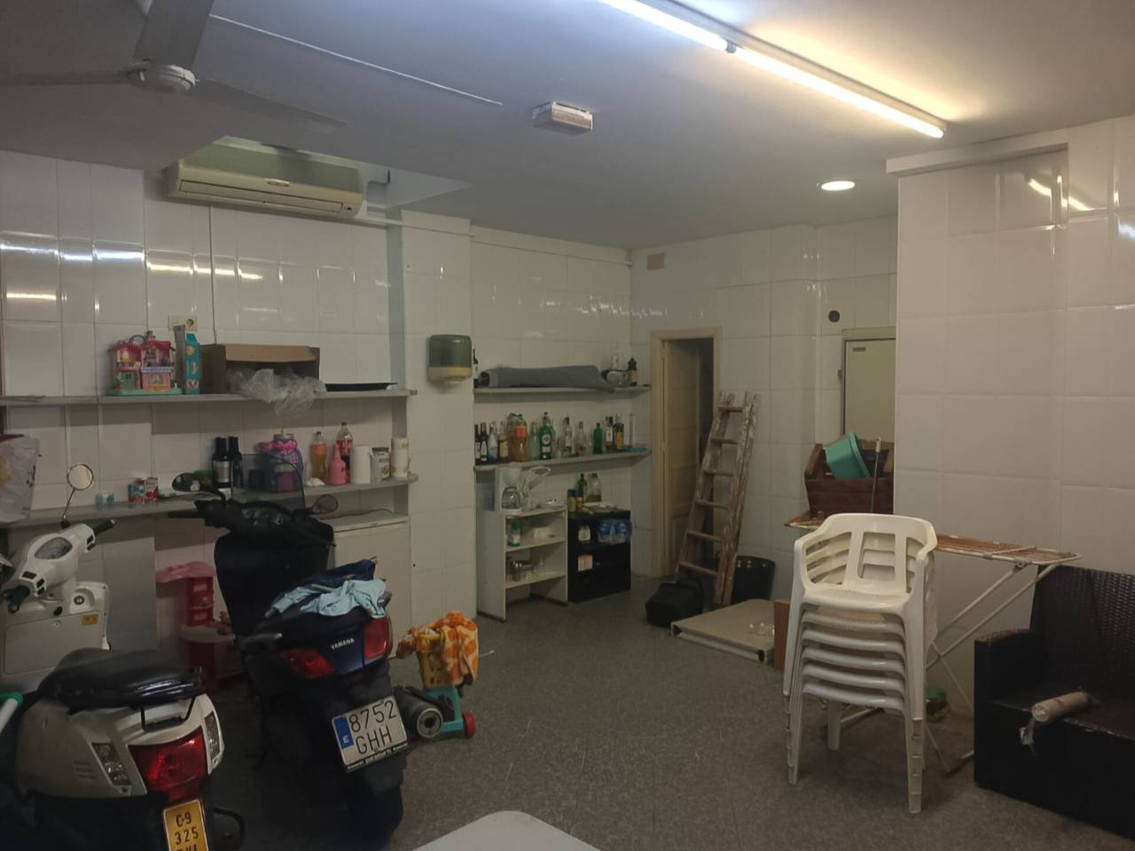 locales-comerciales en piles · piles 91000.00€