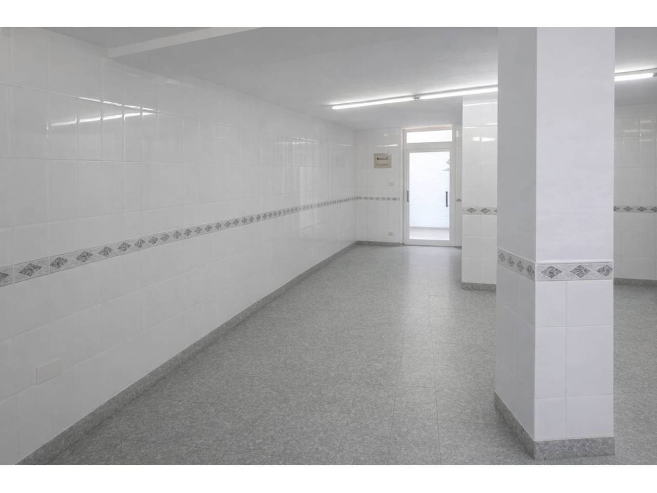 locales-comerciales en piles · piles 91000.00€
