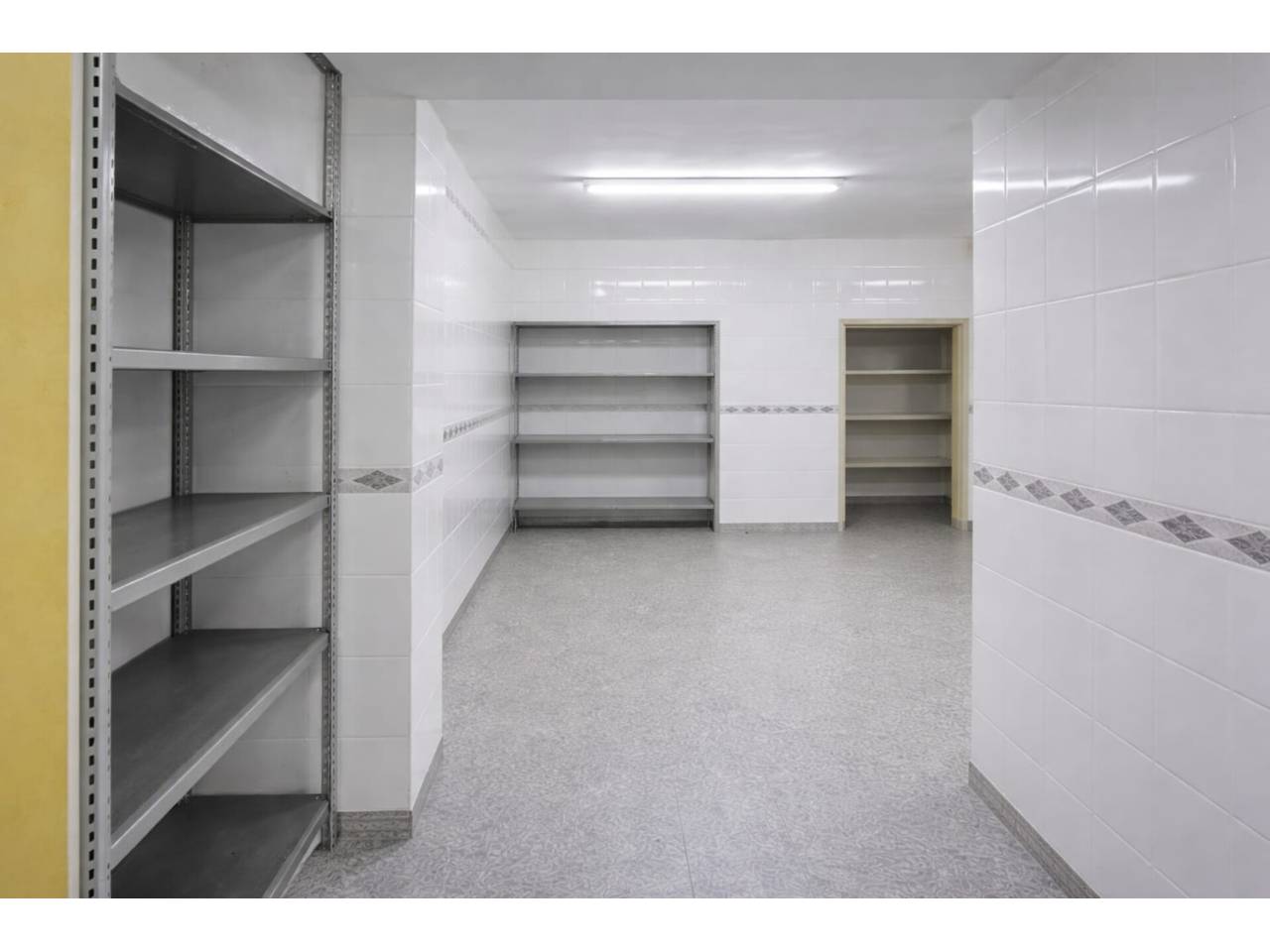 locales-comerciales en piles · piles 91000.00€
