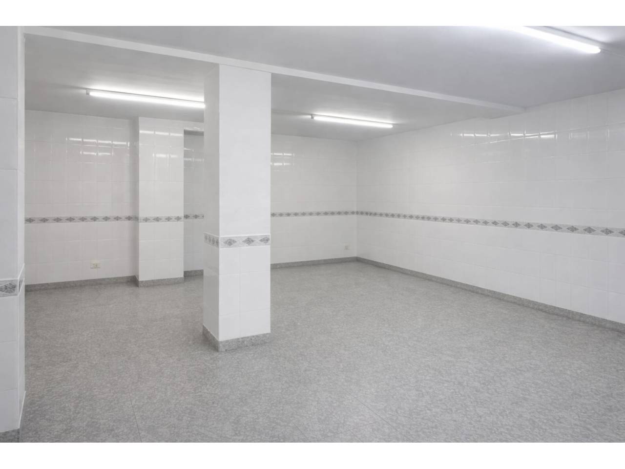 locales-comerciales en piles · piles 91000.00€