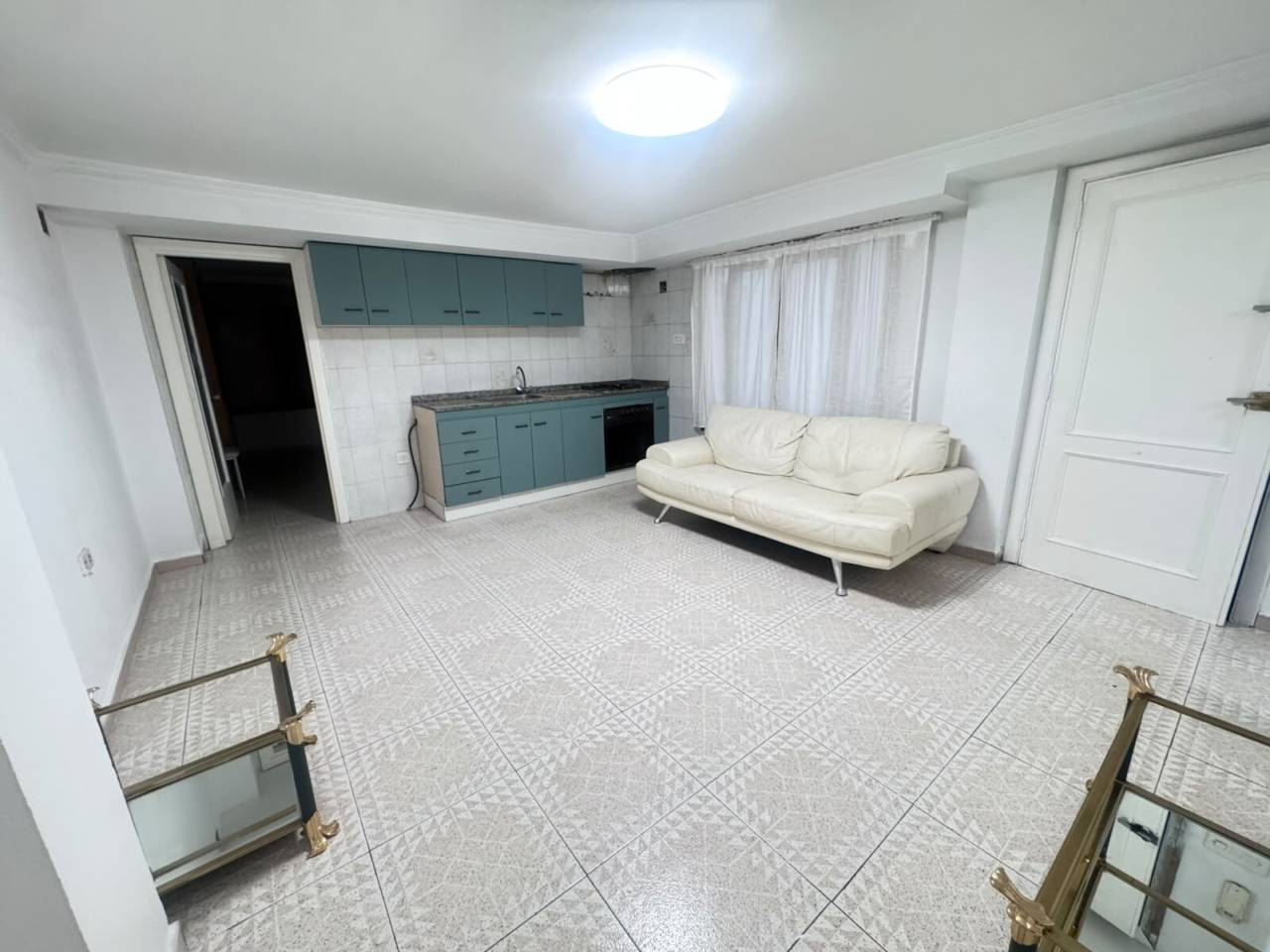 locales-comerciales en oliva · nucli-urba 58000.00€