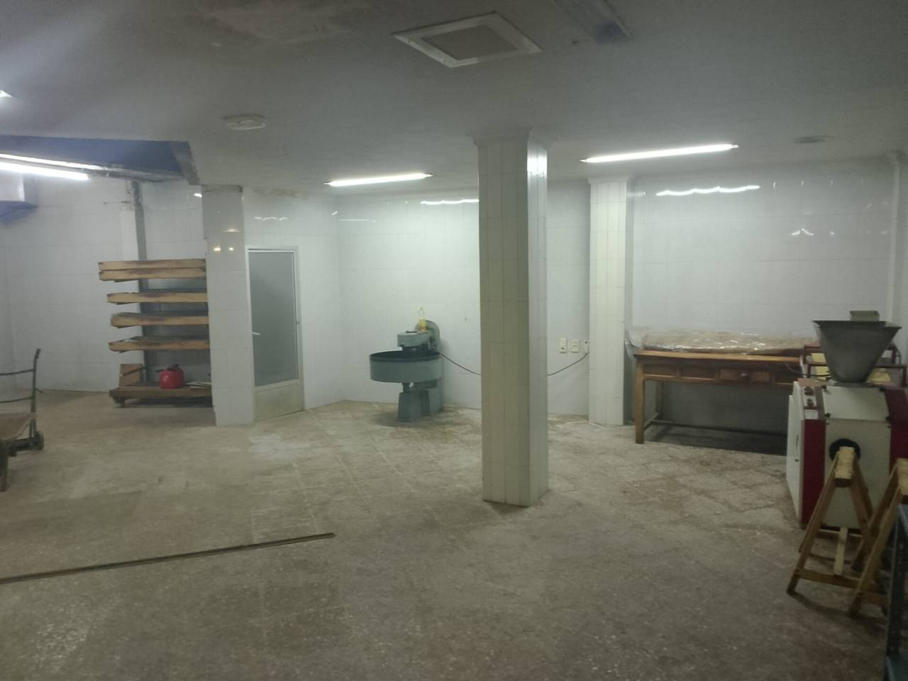 locales-comerciales en oliva · nucli-urba 103000.00€