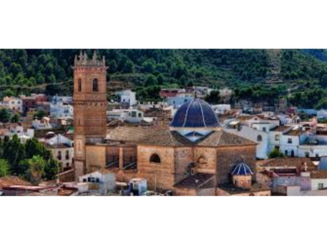 locales-comerciales en oliva · nucli-urba 62000.00€