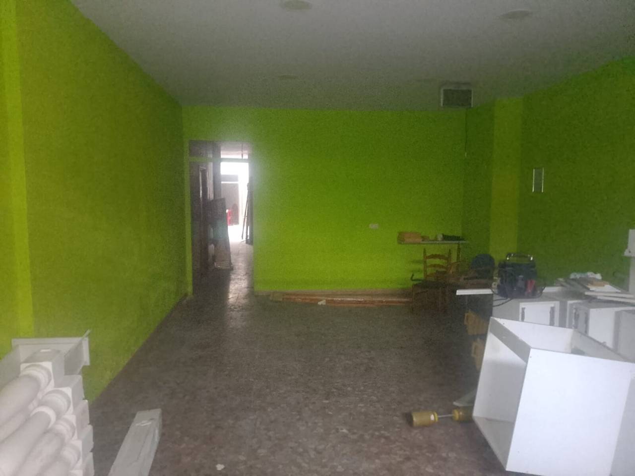 locales-comerciales en oliva · nucli-urba 62000.00€