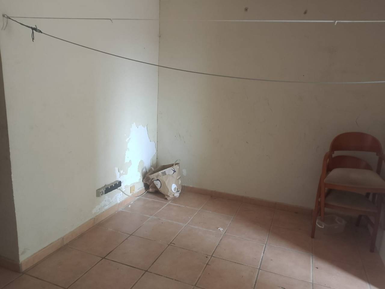 locales-comerciales en oliva · nucli-urba €