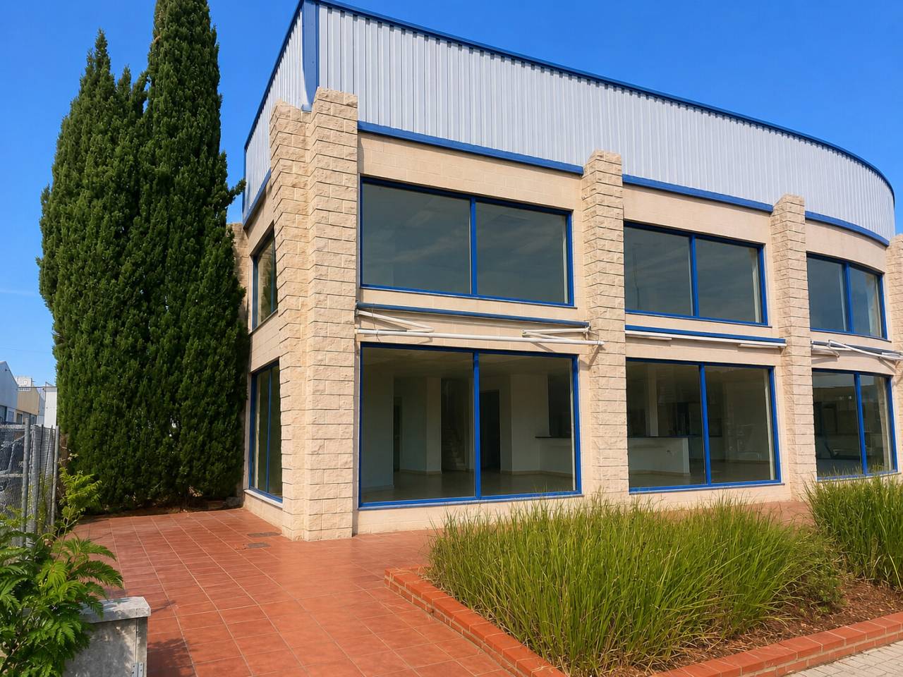 nave-comercial en gandia · santa-anna-urbanitzacions €