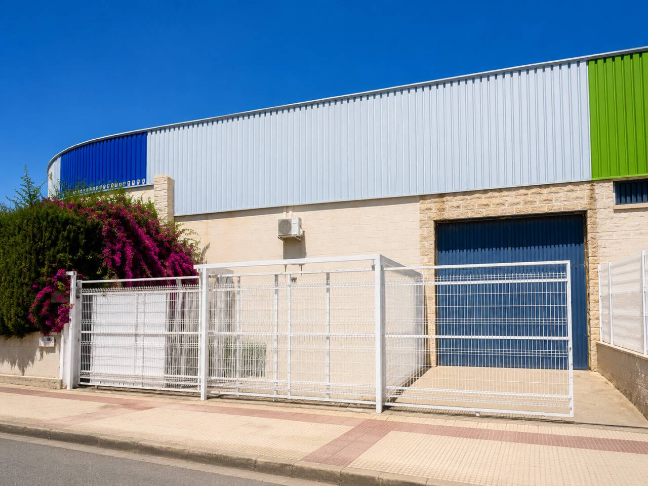nave-comercial en gandia · santa-anna-urbanitzacions €