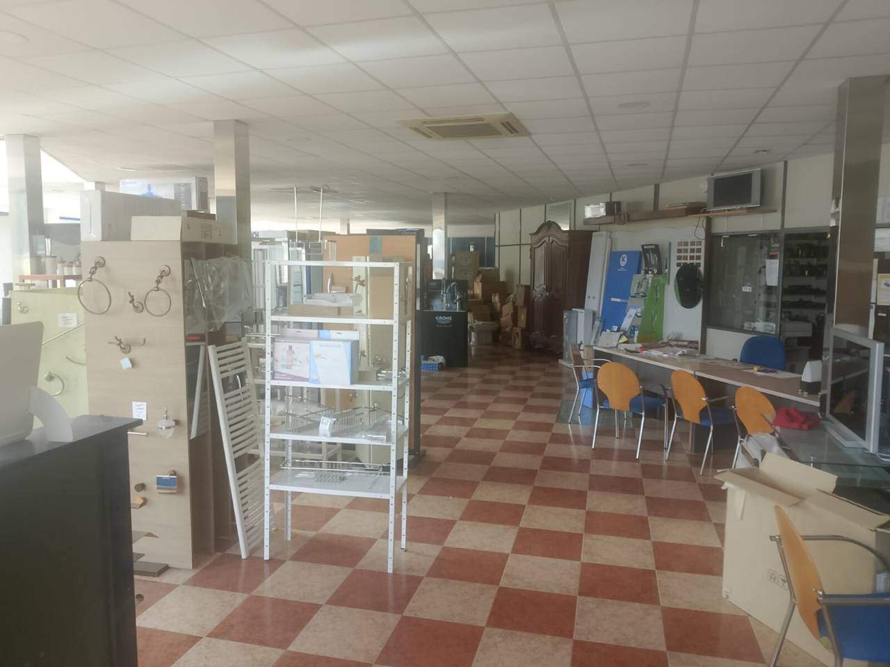 nave-comercial en gandia · santa-anna-urbanitzacions €