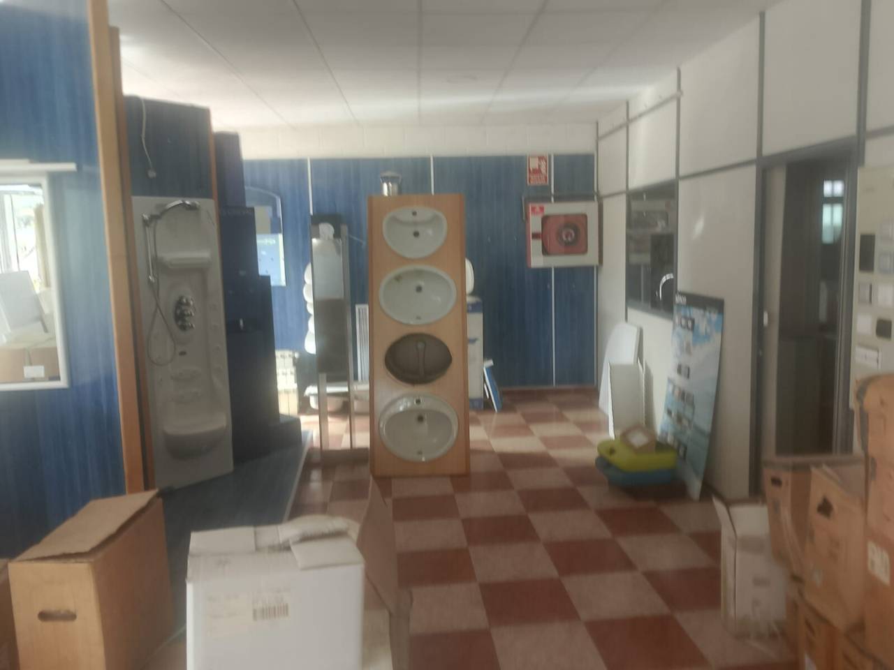 nave-comercial en gandia · santa-anna-urbanitzacions €