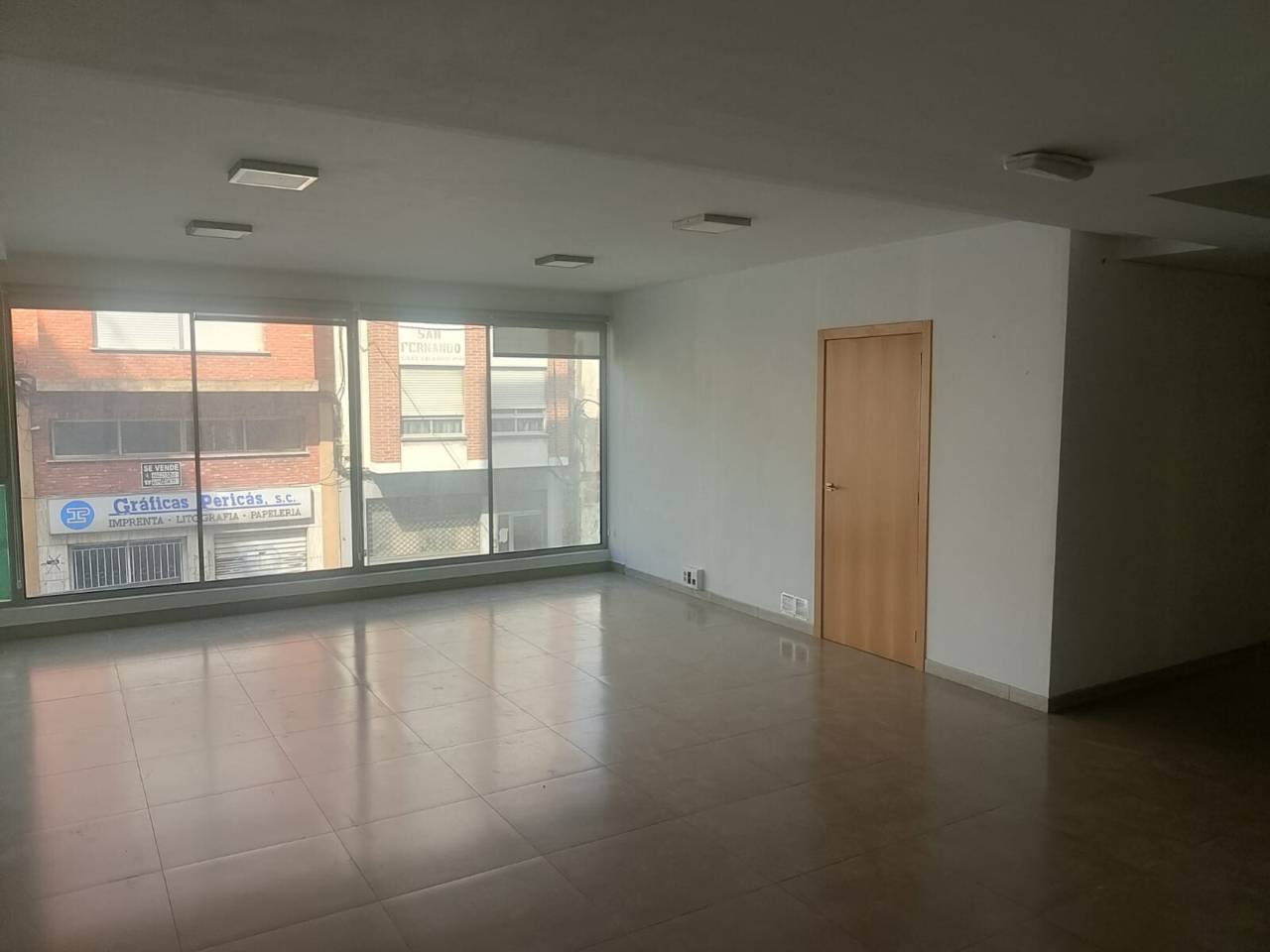 locales-comerciales en oliva · nucli-urba €