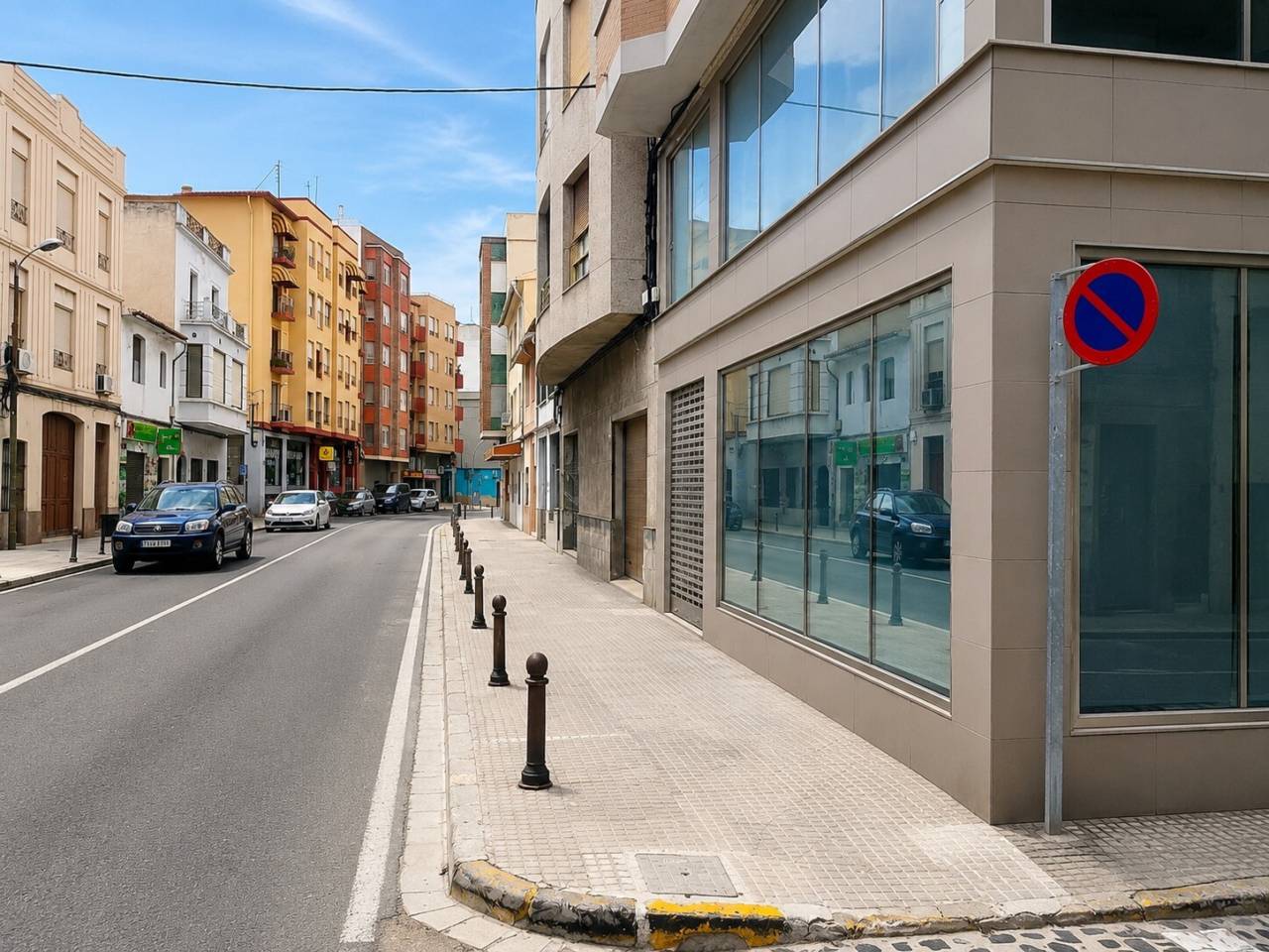 locales-comerciales en oliva · nucli-urba €