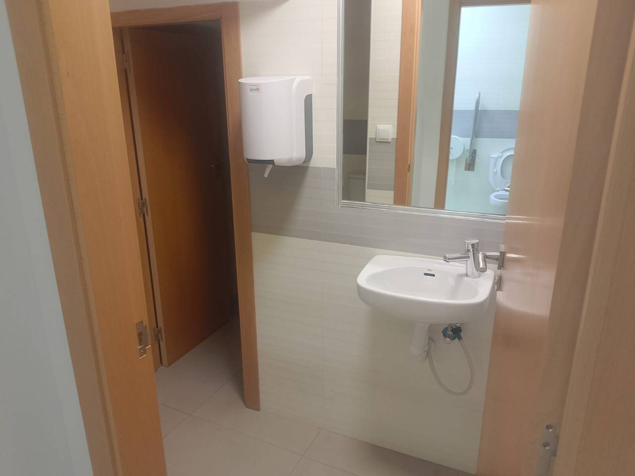 locales-comerciales en oliva · nucli-urba €