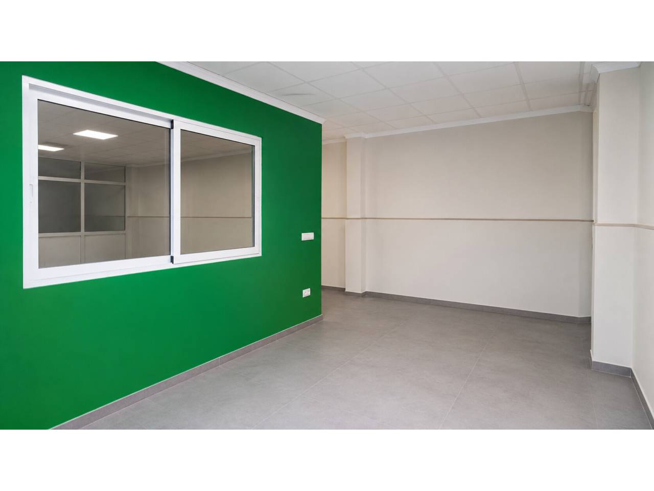 locales-comerciales en oliva · nucli-urba 87000.00€