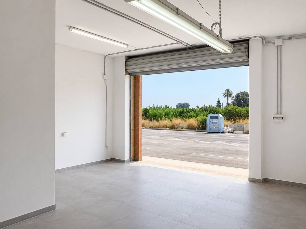 locales-comerciales en oliva · nucli-urba €