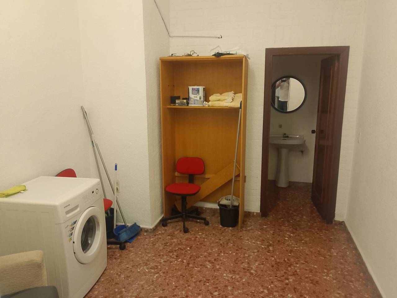 locales-comerciales en oliva · nucli-urba 75000.00€
