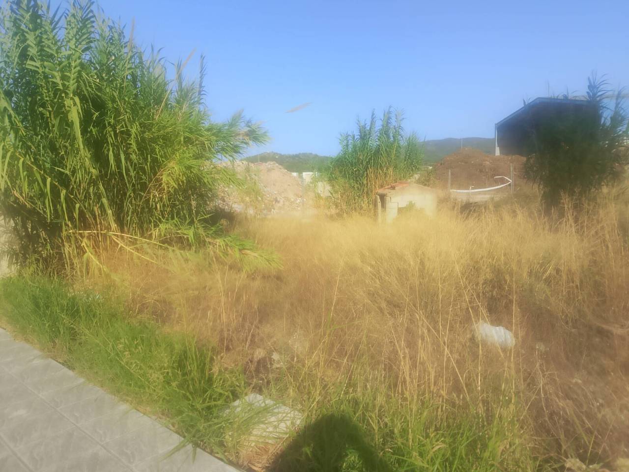 terreno-industrial en ador · ador 173690.00€