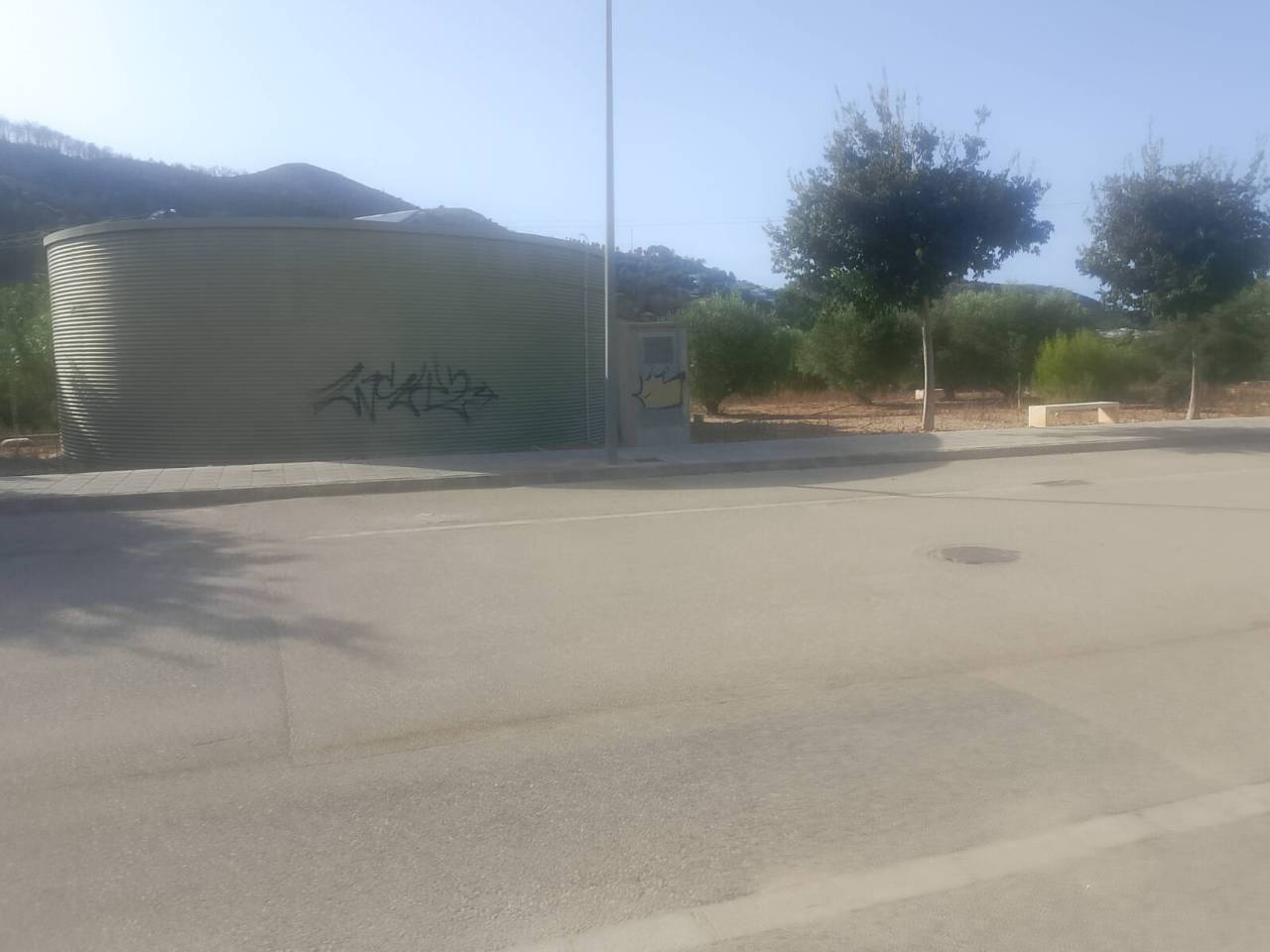 terreno-industrial en ador · ador 173690.00€