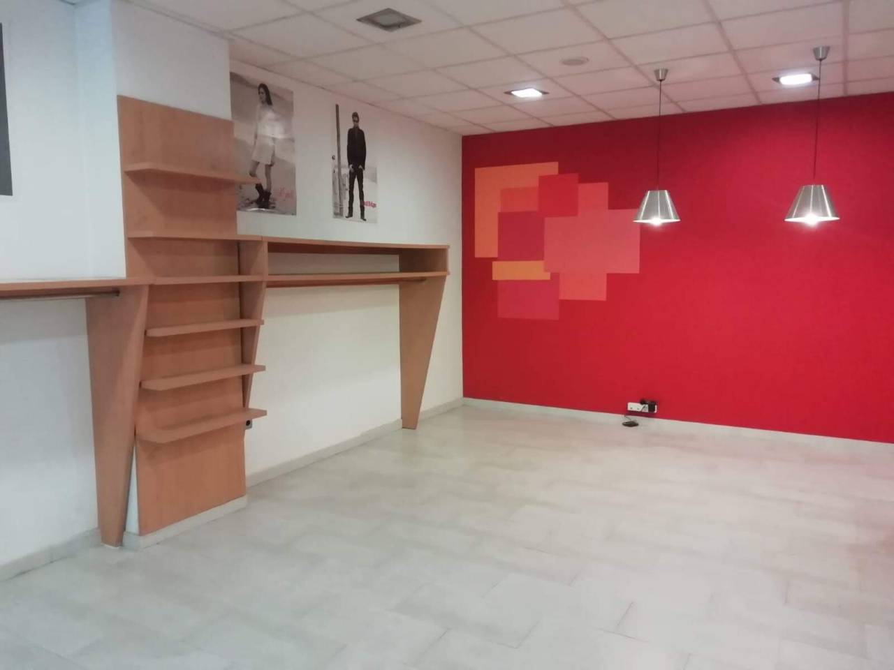 locales-comerciales en oliva · nucli-urba 90000.00€